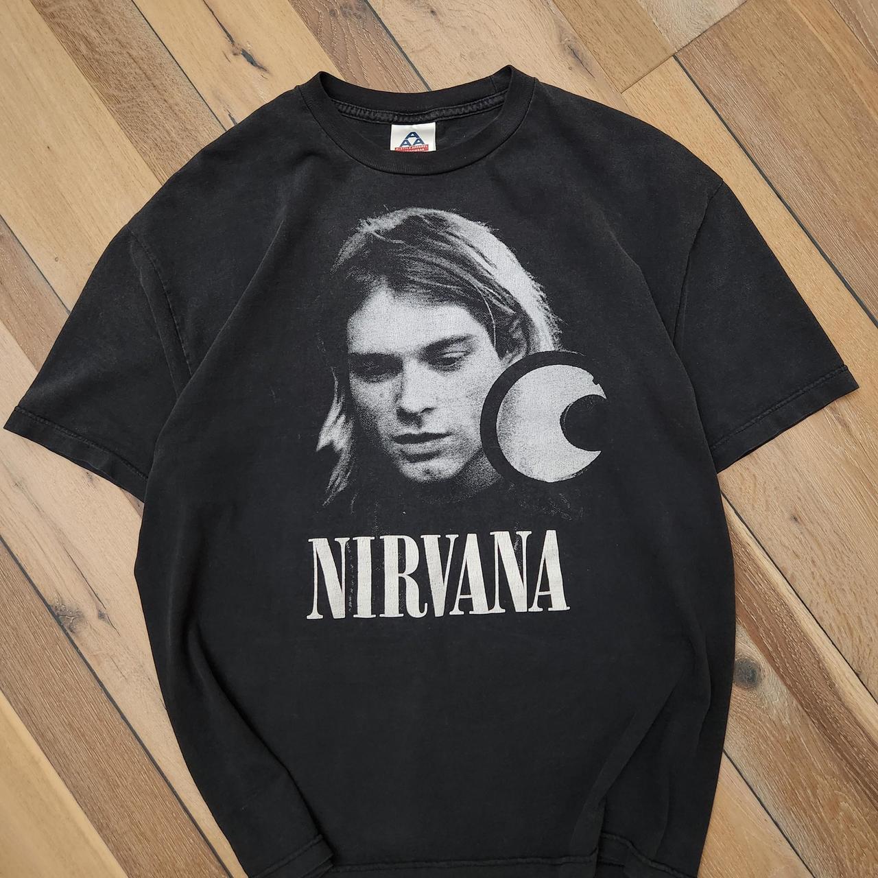 Early 2000s vintage kurt cobain aop nirvana t shirt....