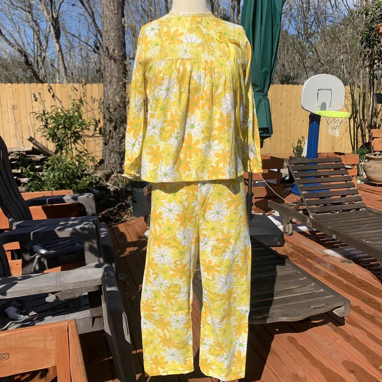 item listed by tangerinescene