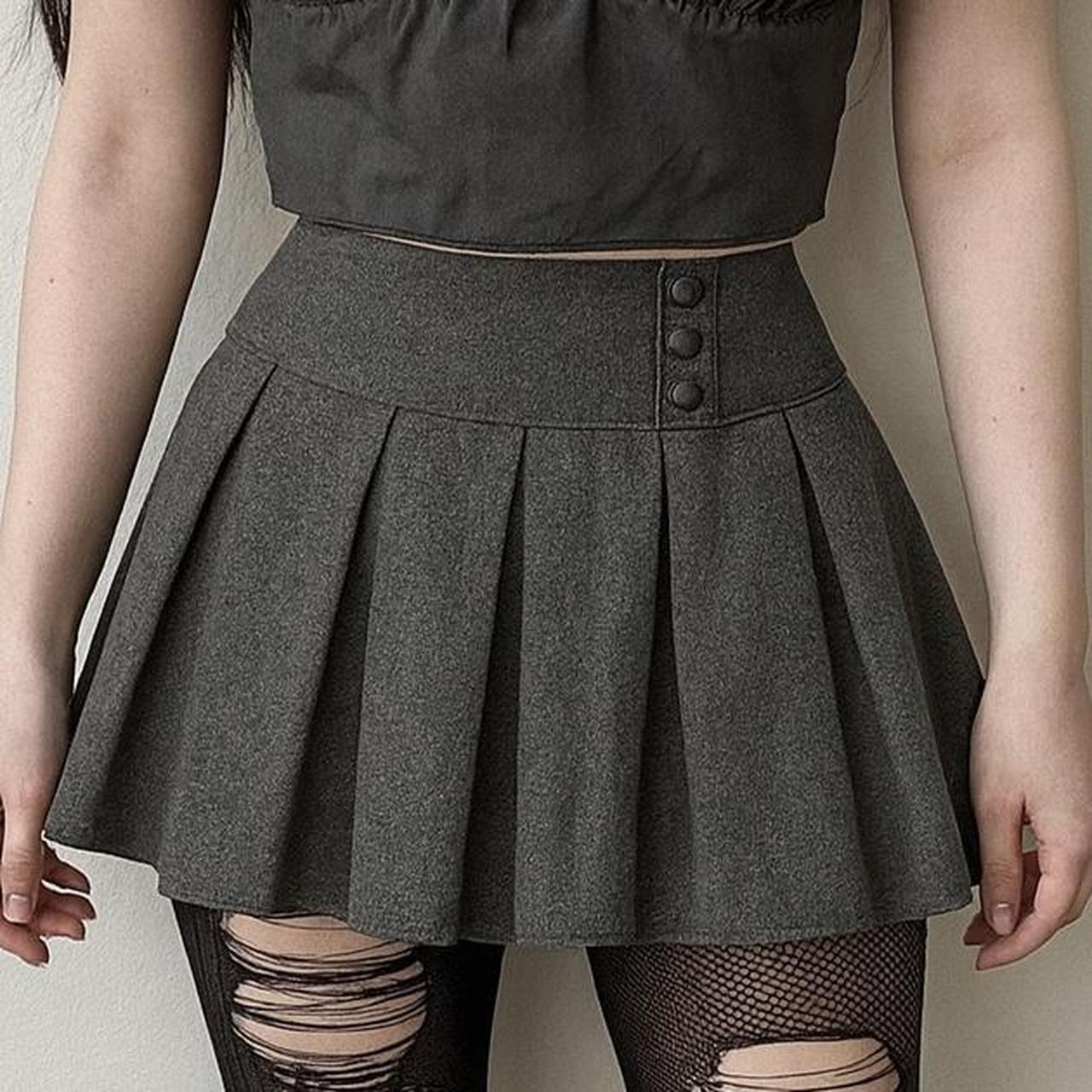Grey pleated felt mini skirt
