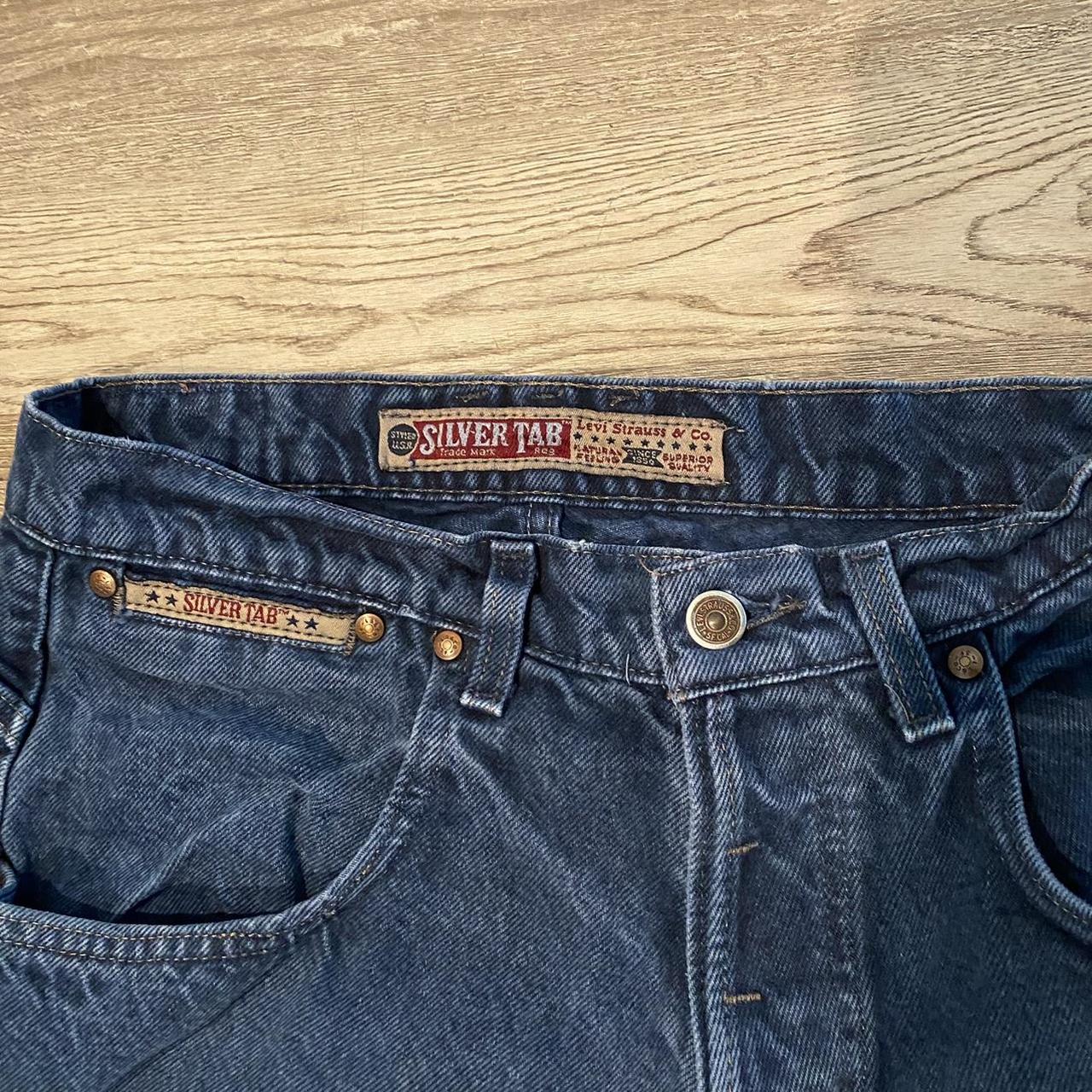 Levi's Men's Navy Jeans | Depop