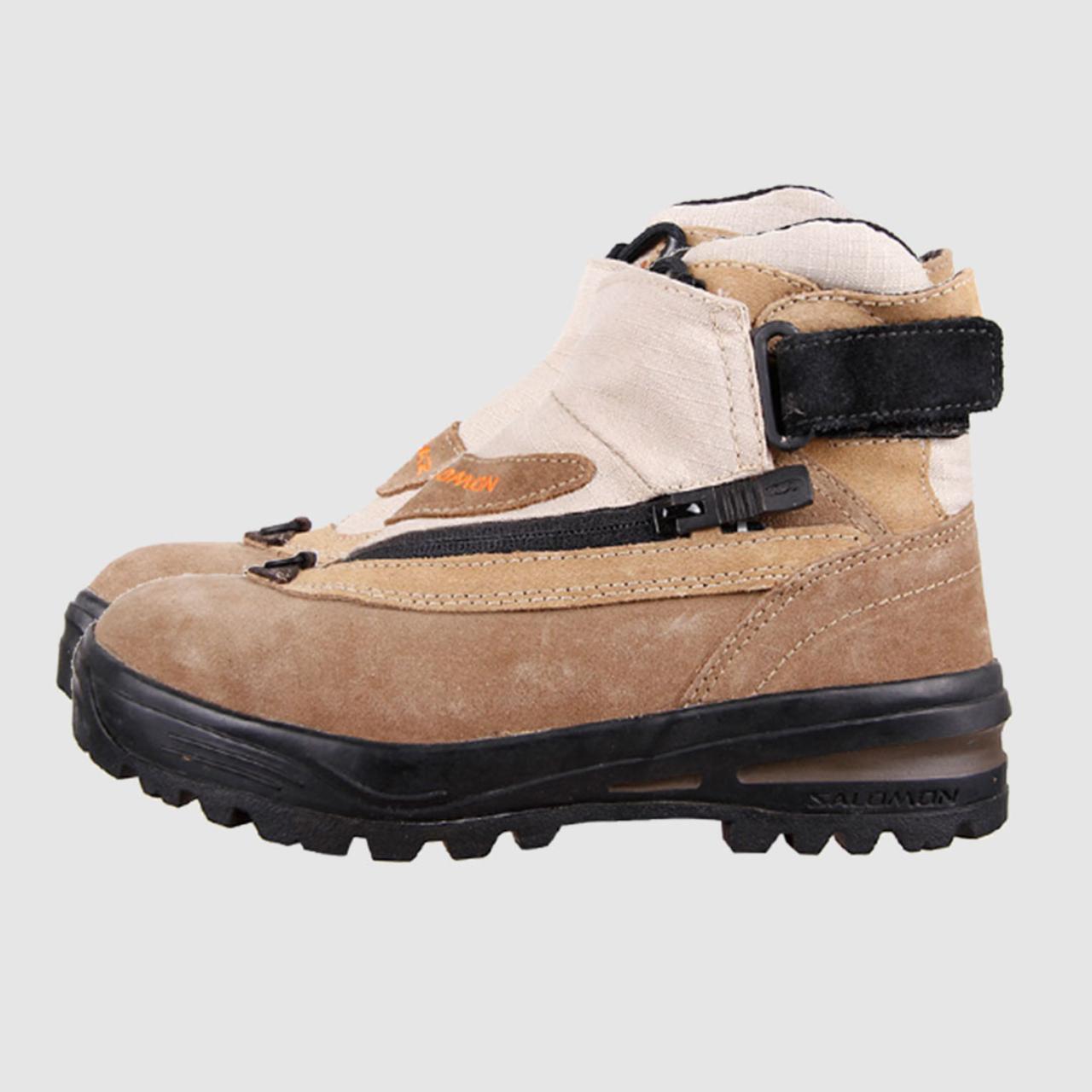 Tan salomon boots online