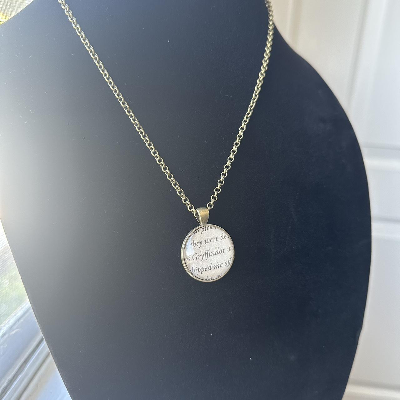 Cabachon necklace, Gryffindor text from Harry