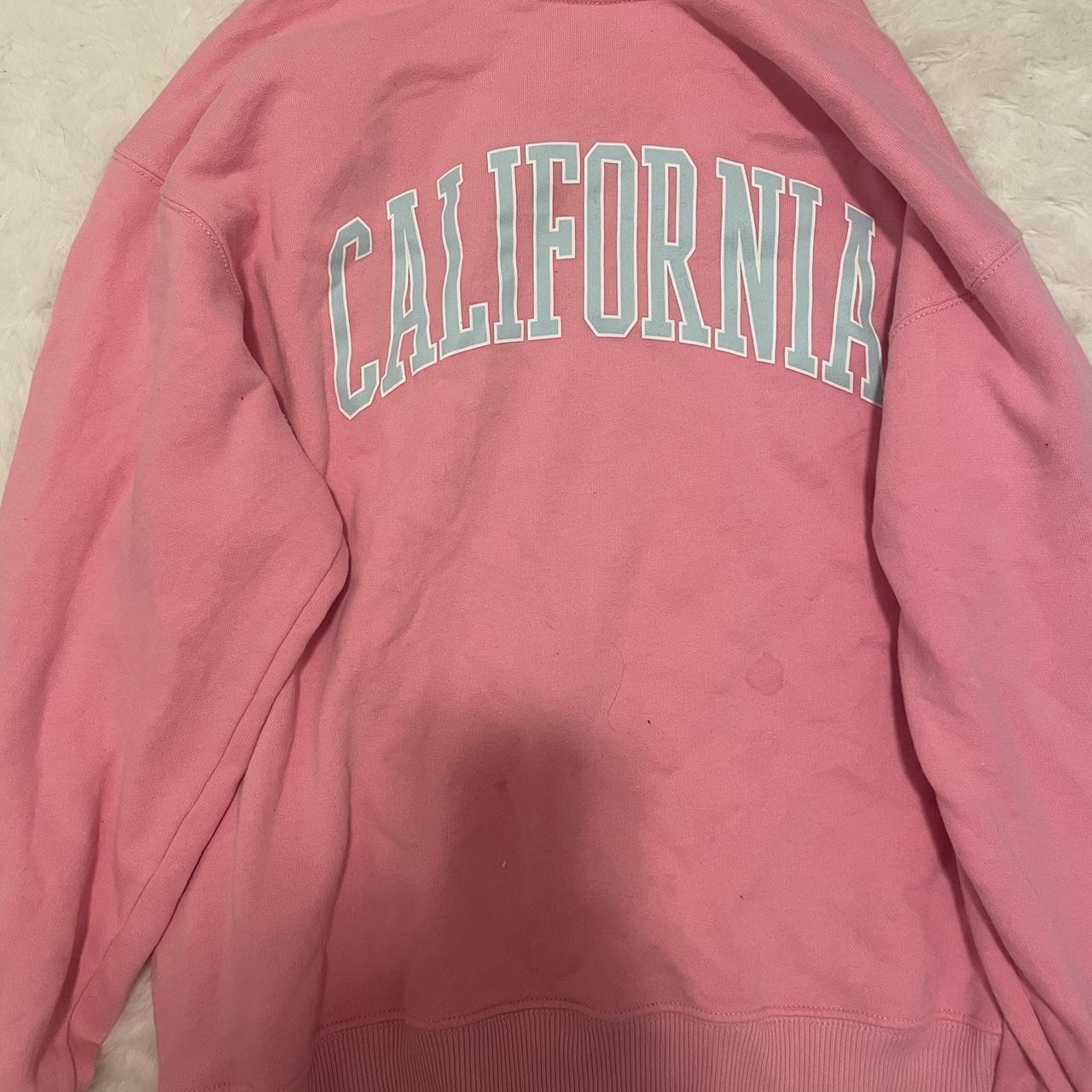 really cute Hollister California crewneck small... - Depop