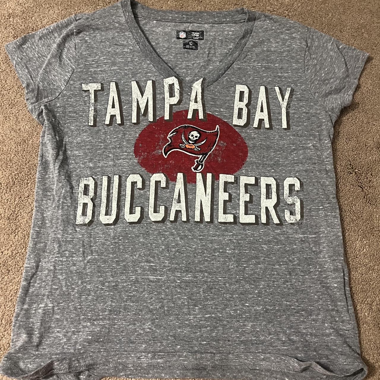 NFL Tampa Bay Buccaneers Plus Size Women's Basic Tee 