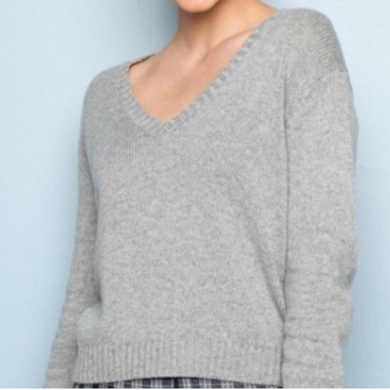 item listed by paige__goldthorpe
