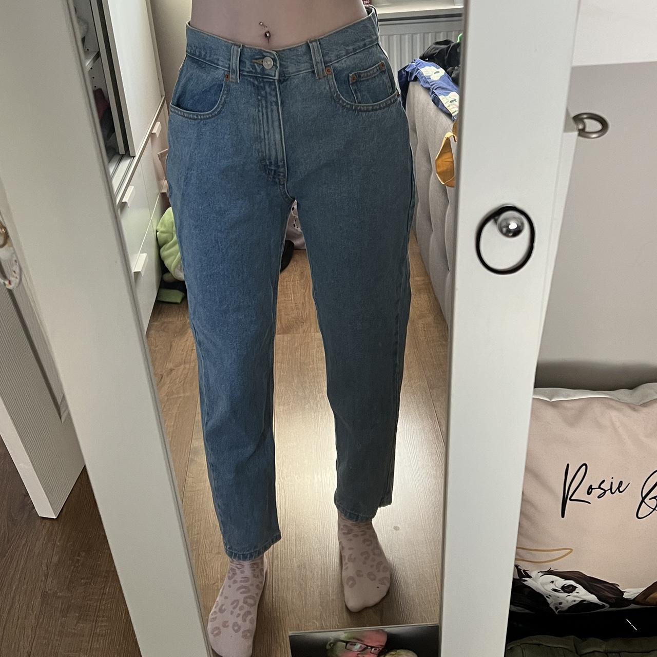 Pull&Bear Women's Blue and Navy Jeans | Depop