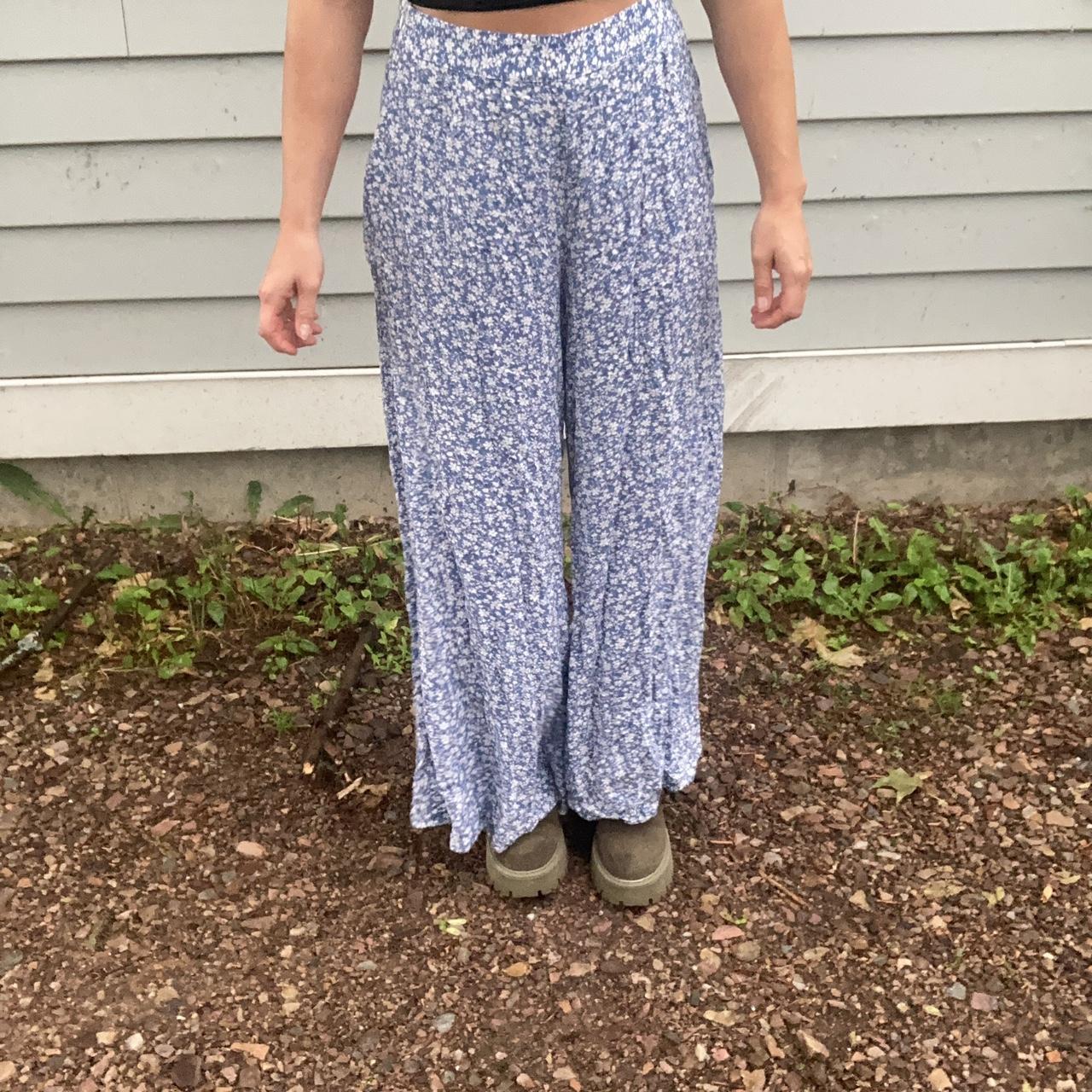 Luuske blue flowy pants! Ditsy floral pattern,... - Depop