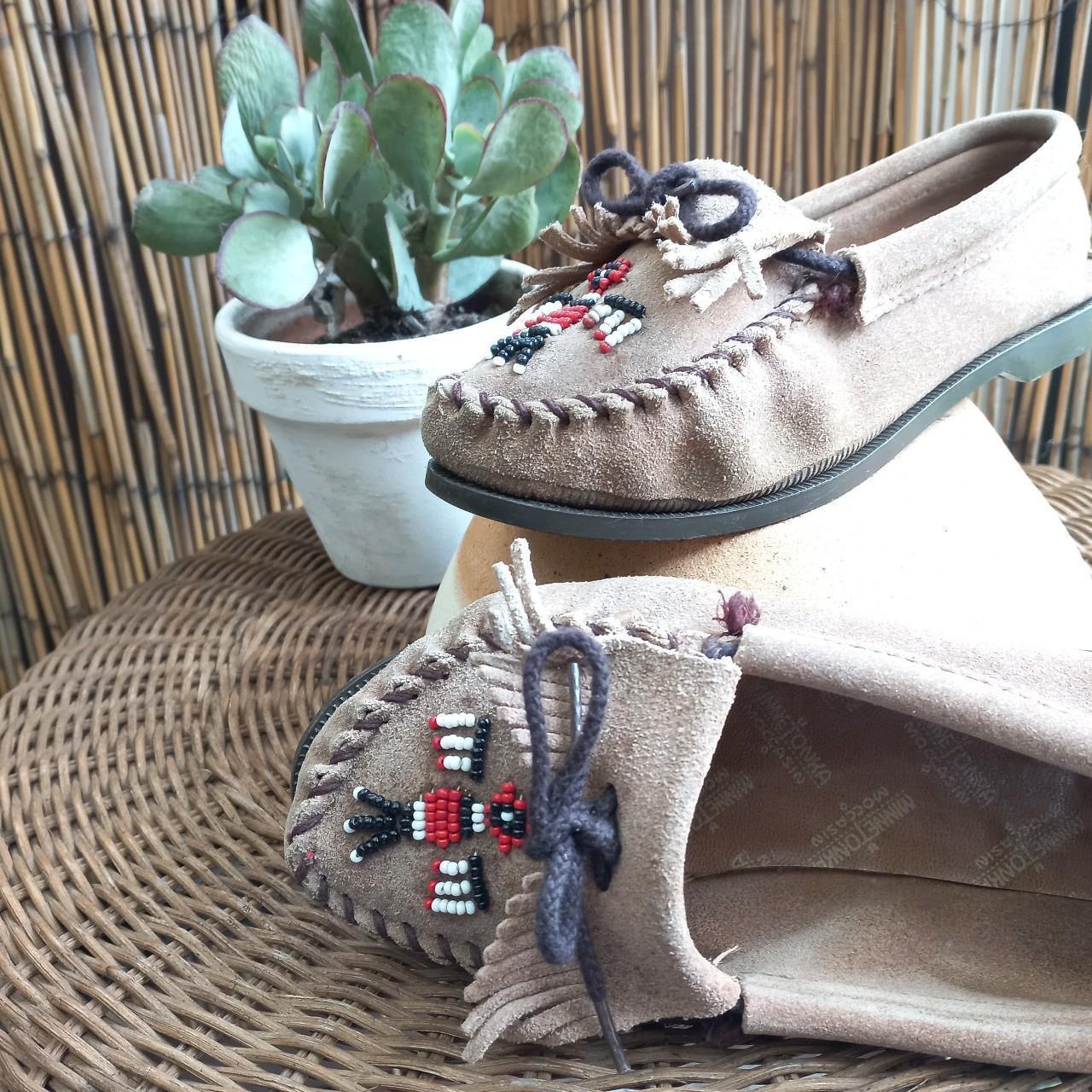 Vintage cheap minnetonka moccasins