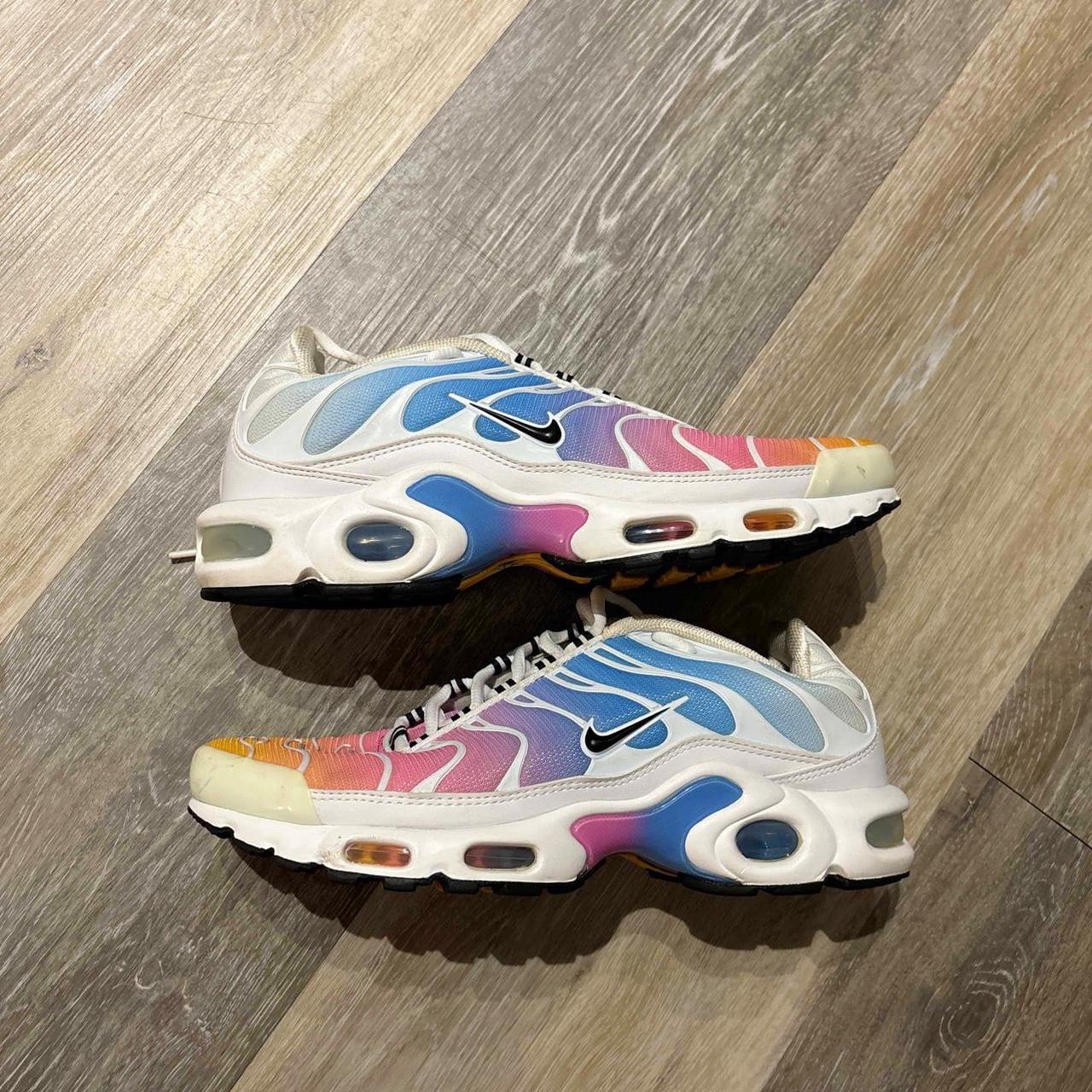 Air max hotsell plus pastel rainbow