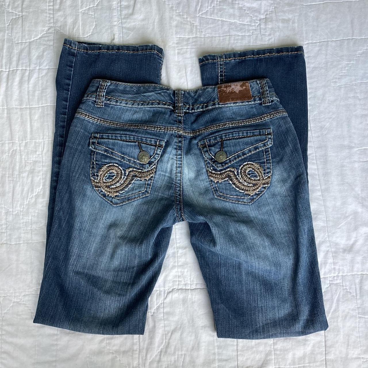 Maurices low rise jeans Size 1/2 100%... - Depop