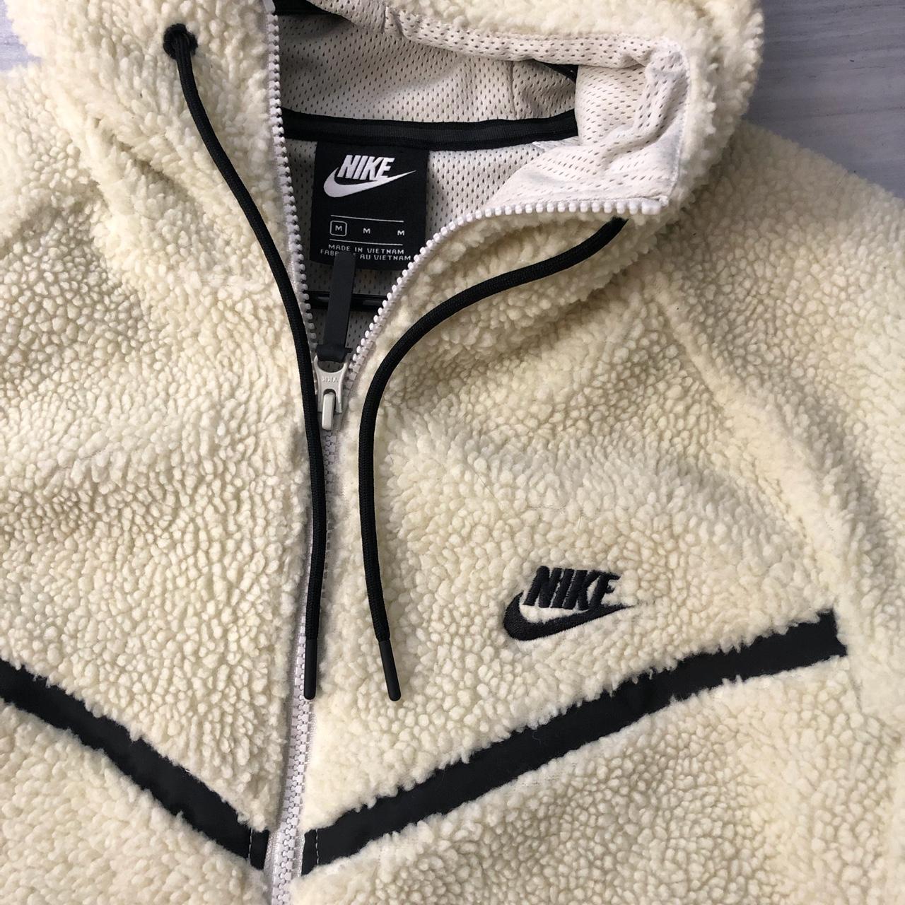 sherpa nike tech fleece