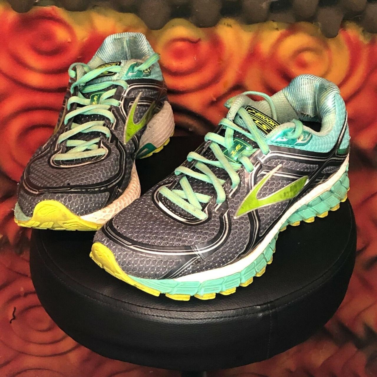 Brooks adrenaline gts hot sale 16 womens green