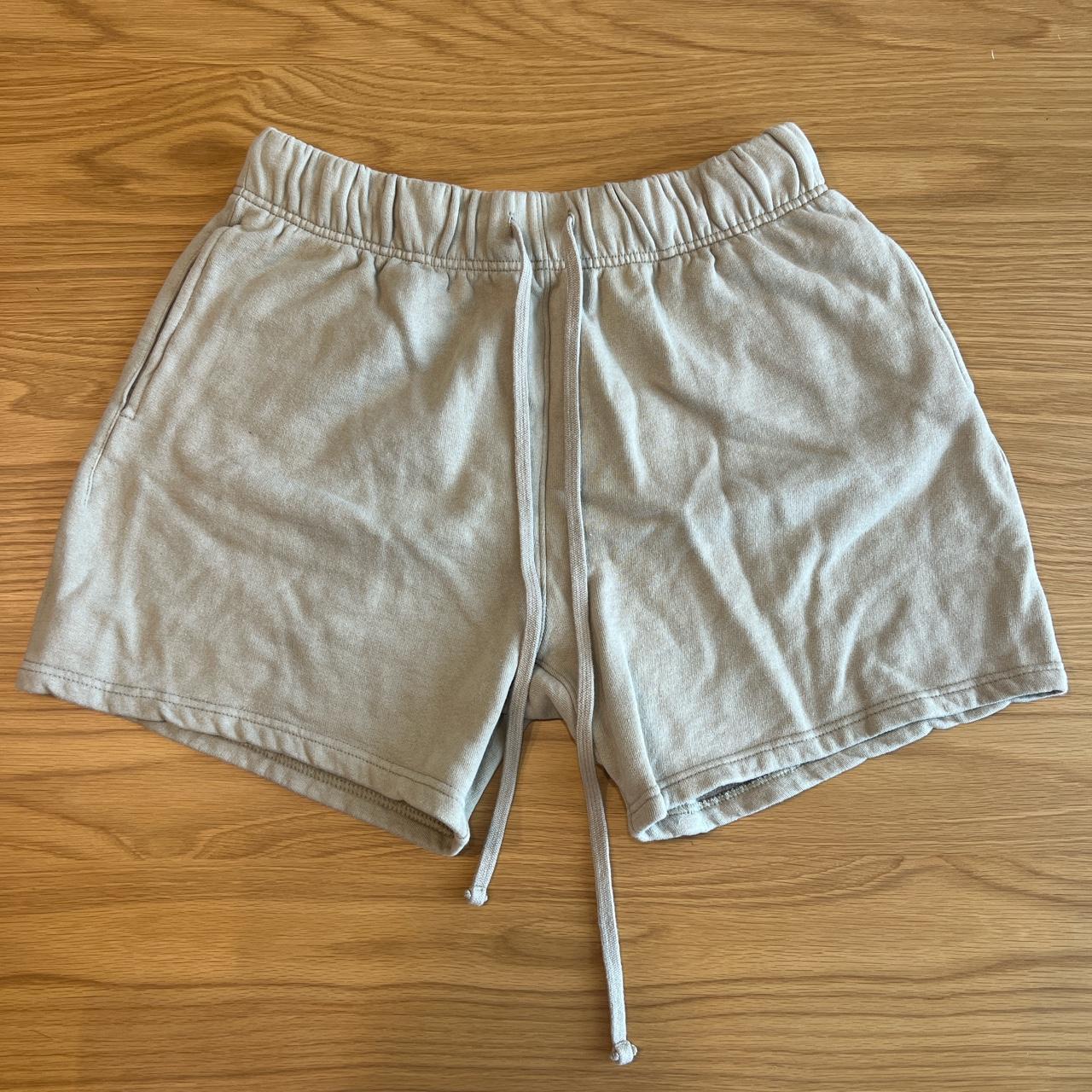 Men's Cream Shorts | Depop