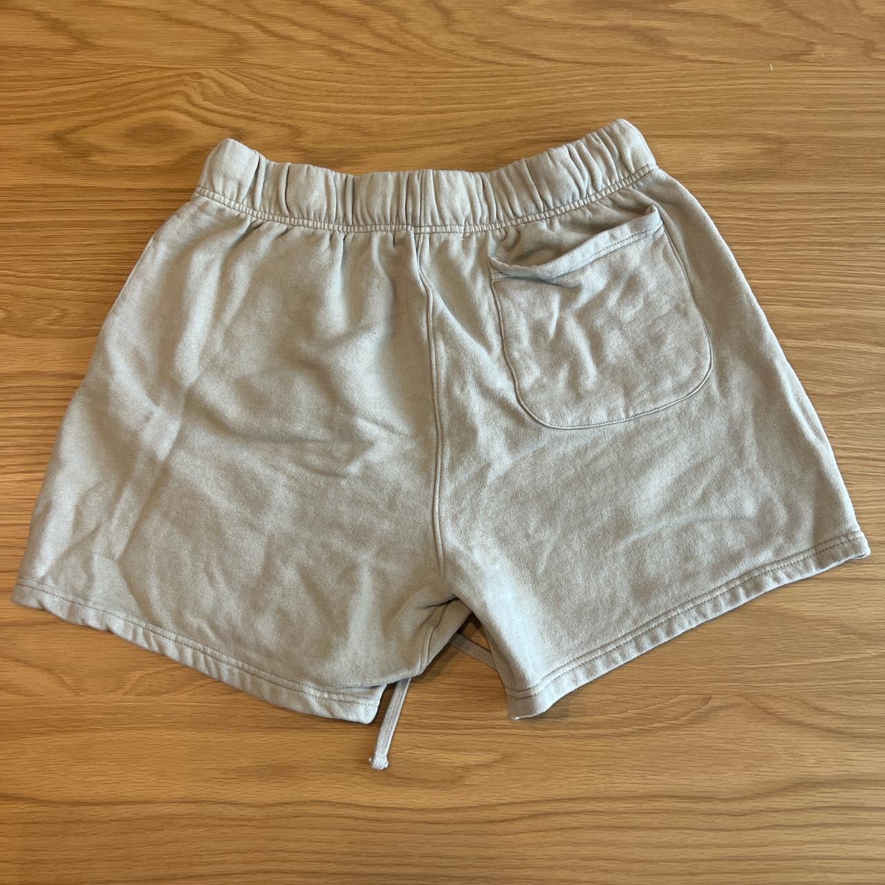 Men's Cream Shorts | Depop