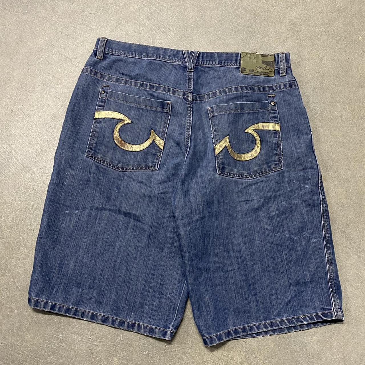 item listed by madmanclothing