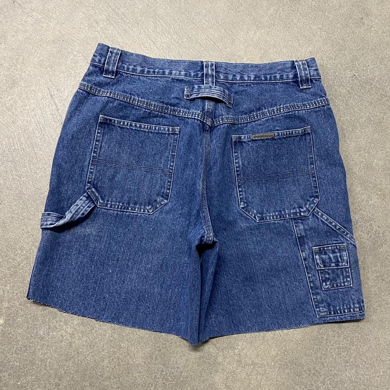 item listed by madmanclothing