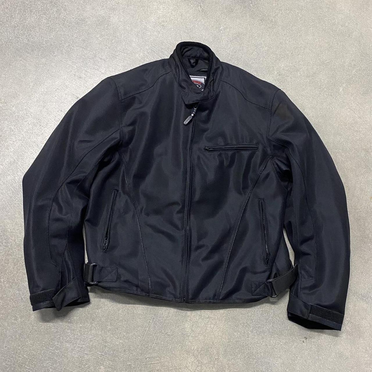 item listed by madmanclothing