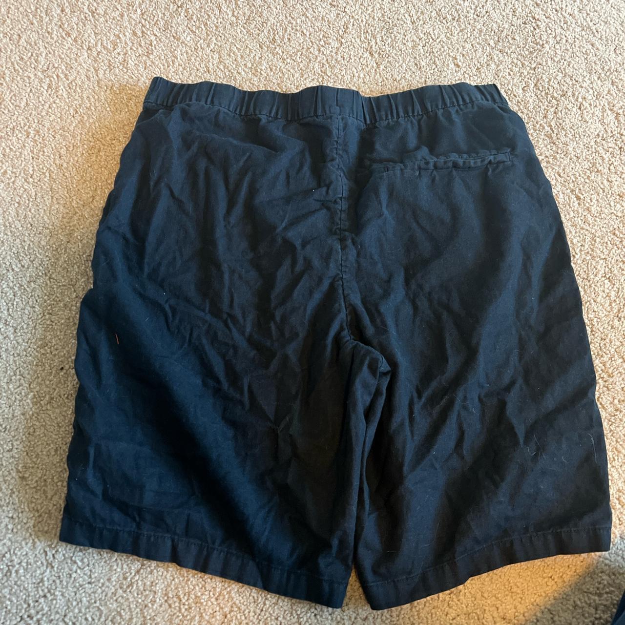 Medium Black H&M Shorts with stings flexible on... - Depop