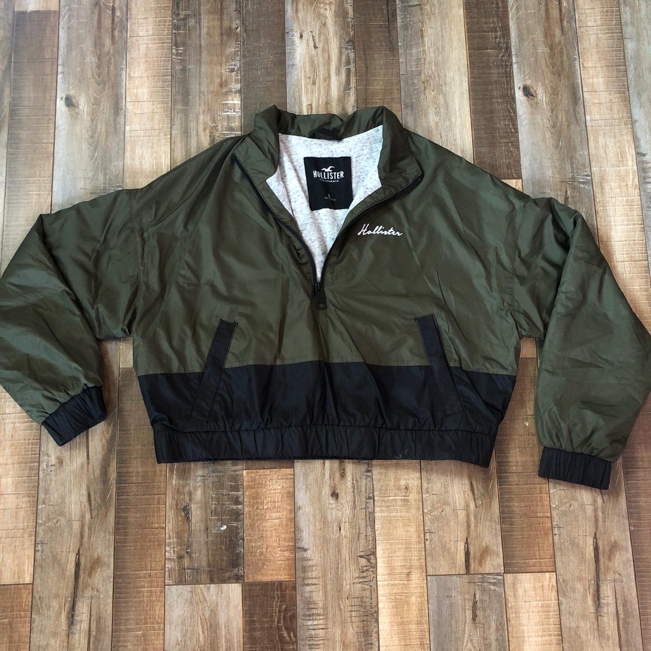 Hollister green sale bomber jacket