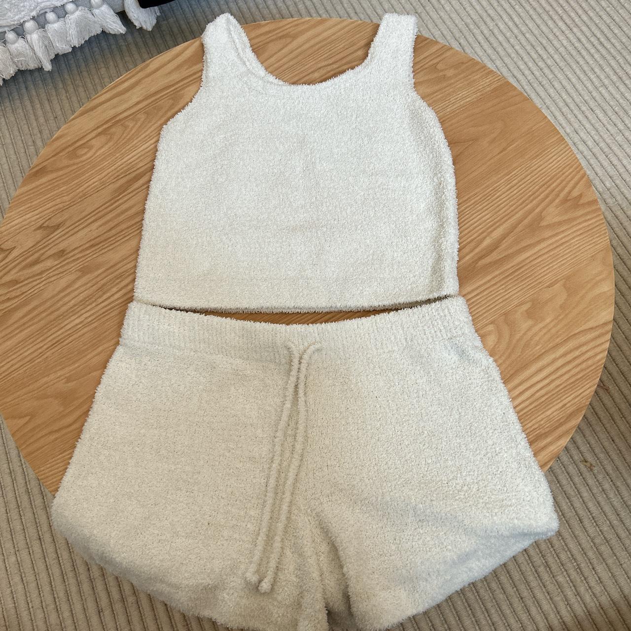 UNIQLO WHITE BOUCLE SET Worn once or twice, selling... - Depop