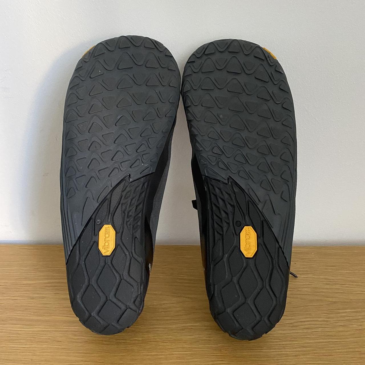 Merrell vibram barefoot running shoes uk 8 Black EU... Depop