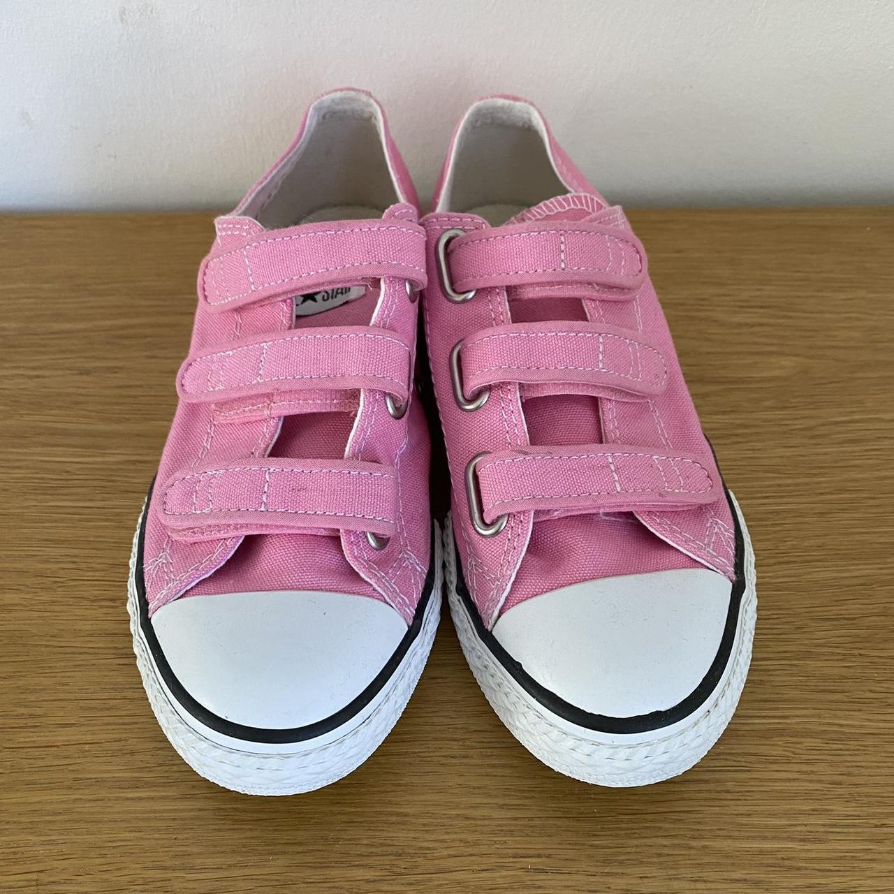 Converse pink Velcro low tops uk 2.5 US 3 Cm 22 Eu