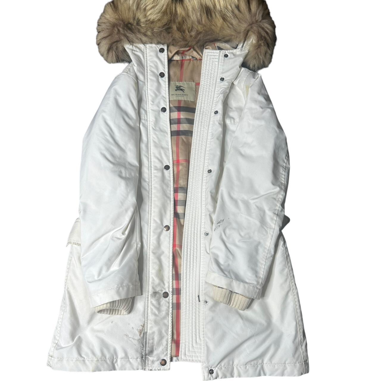 Burberry Women's Coat Depop