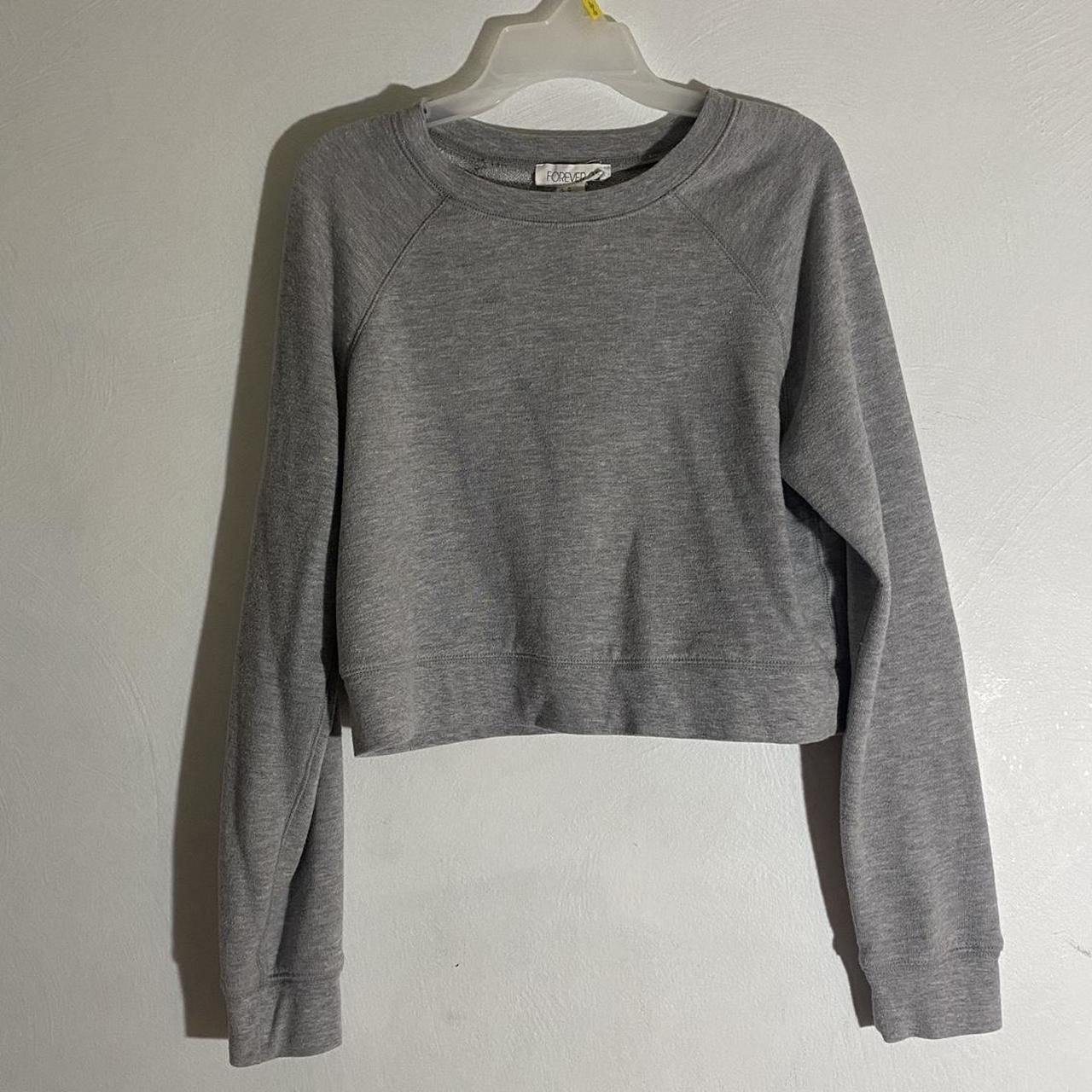 cropped forever 21 boston crewneck brand new - Depop