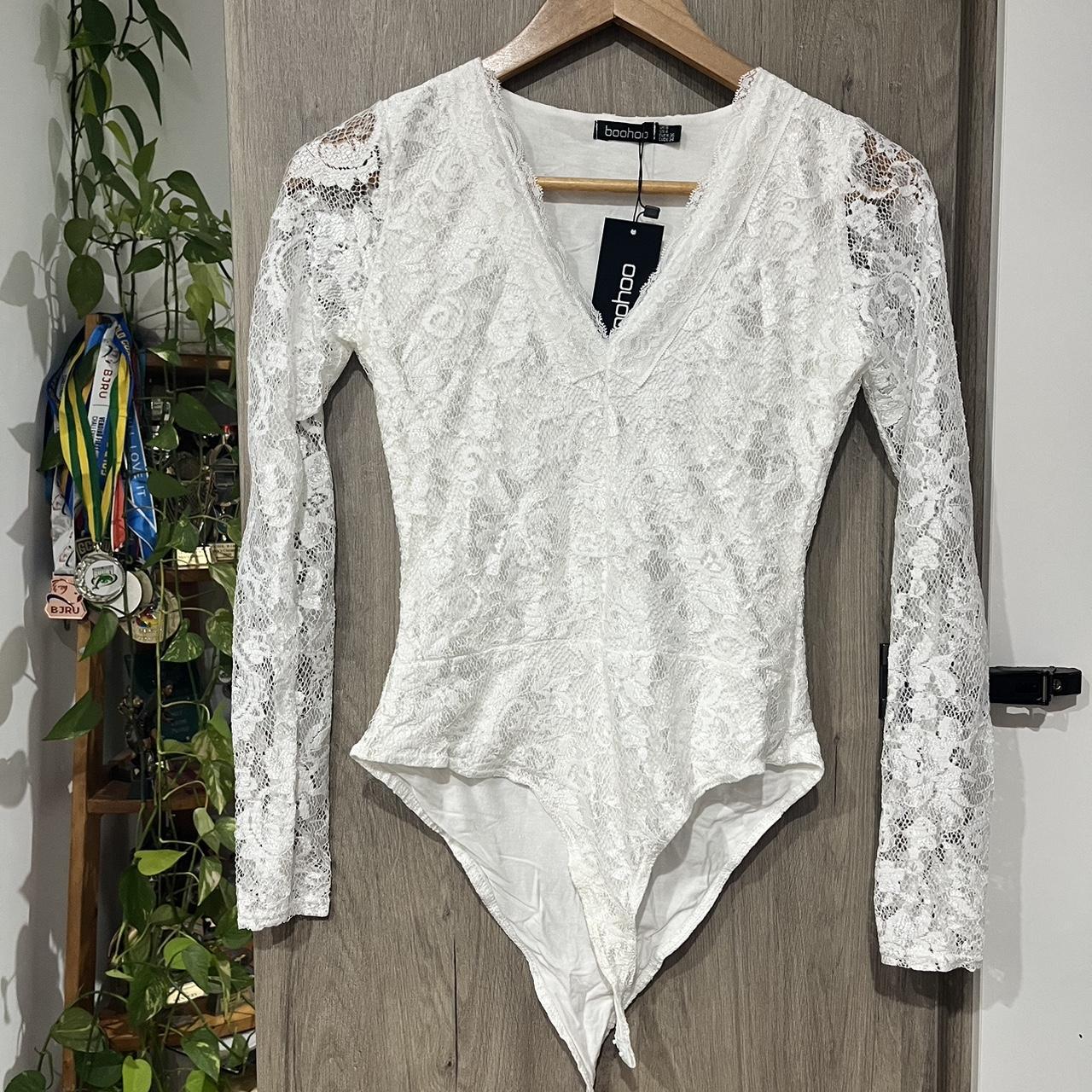 Boohoo white lace long sleeve body suit New... - Depop