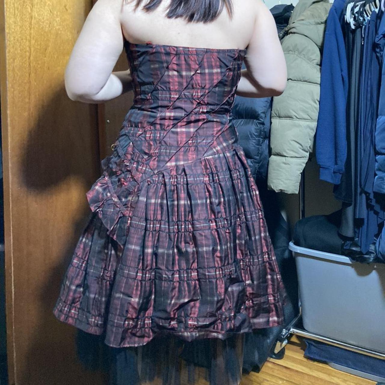BCBGMAXAZRIA ドレス Black and Red Plaid BCBG Maxazria Strapless | Depop