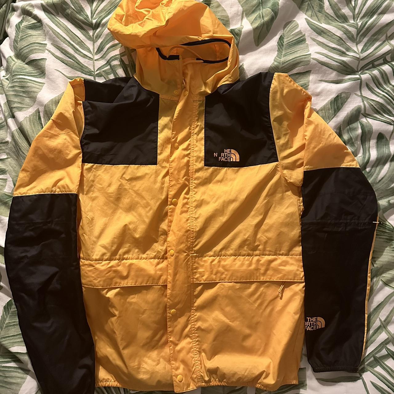 The North Face Rain Coat Good condition/Wear on... - Depop