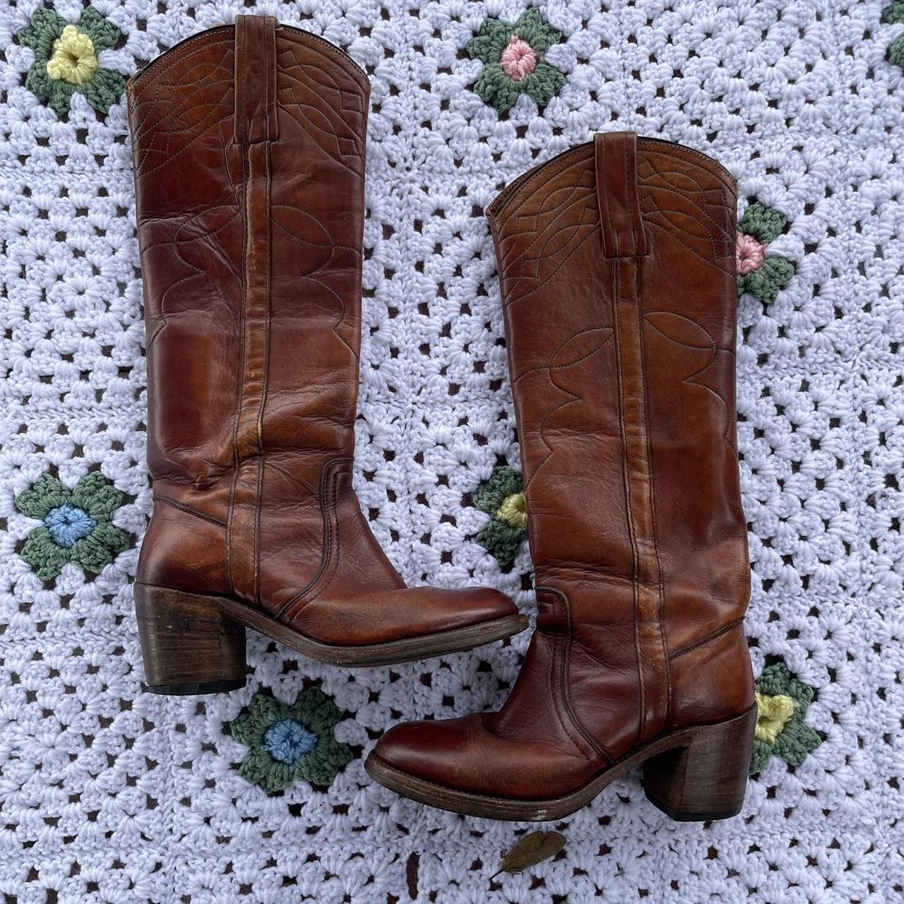 vintage Frye brown heeled boots! so sad these don’t... - Depop