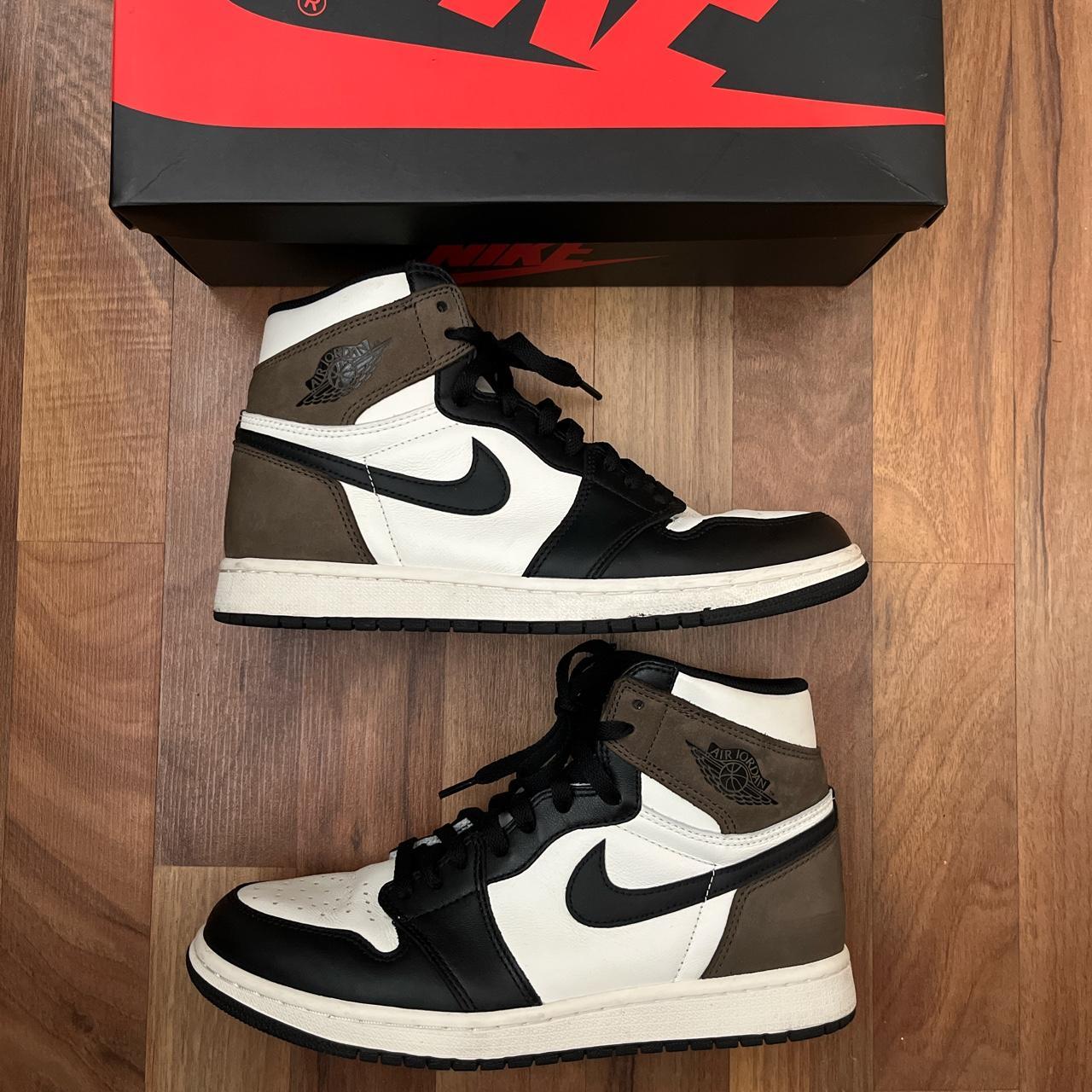 jordan1 mocha size 12