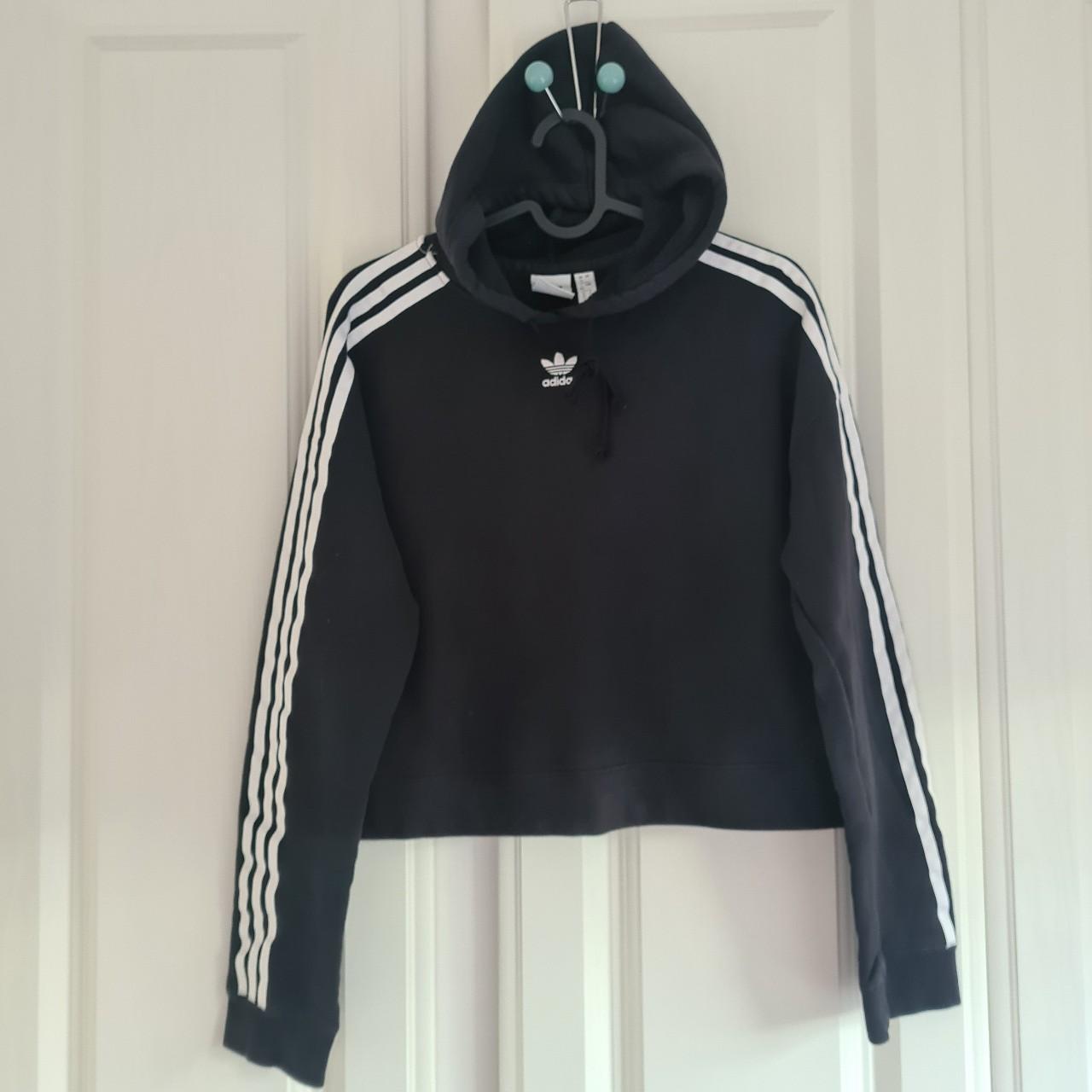 Adidas best sale box hoodie