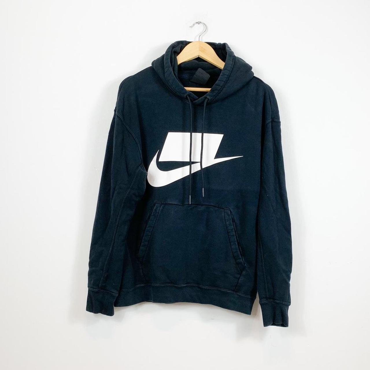 Men's small 2025 nike sweatshirt