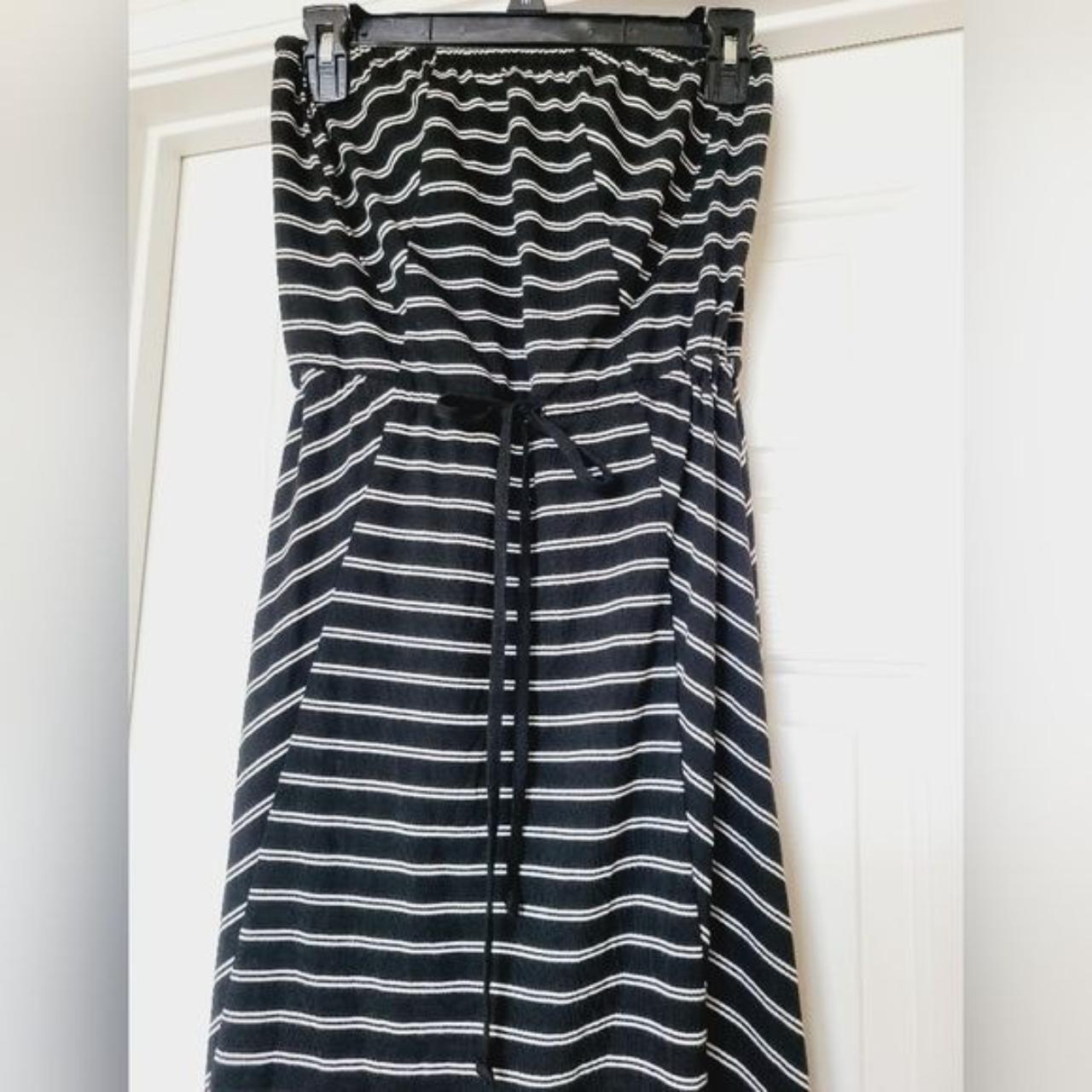 Rip Curl Black & White Striped Strapless Maxi... - Depop