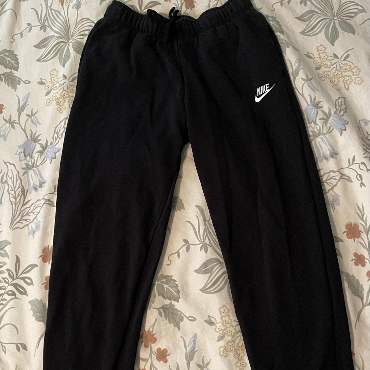 Nike sweatpants online small