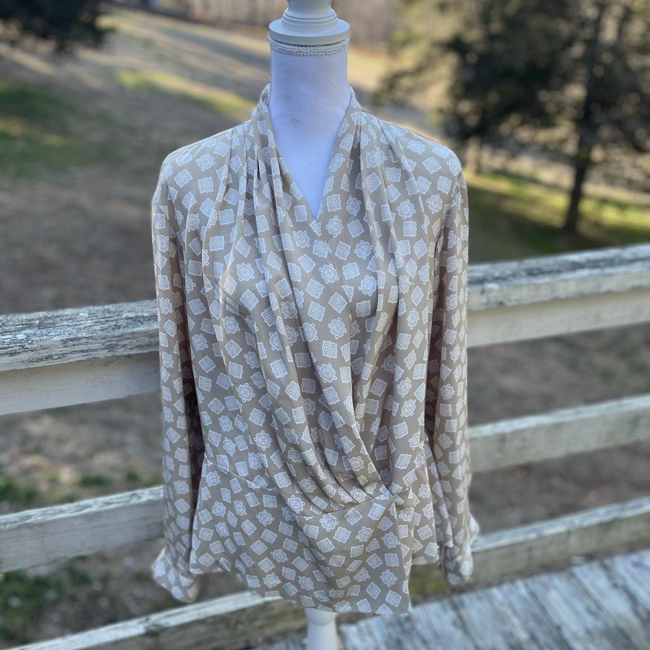 Evan Picone Women's Tan and White Blouse