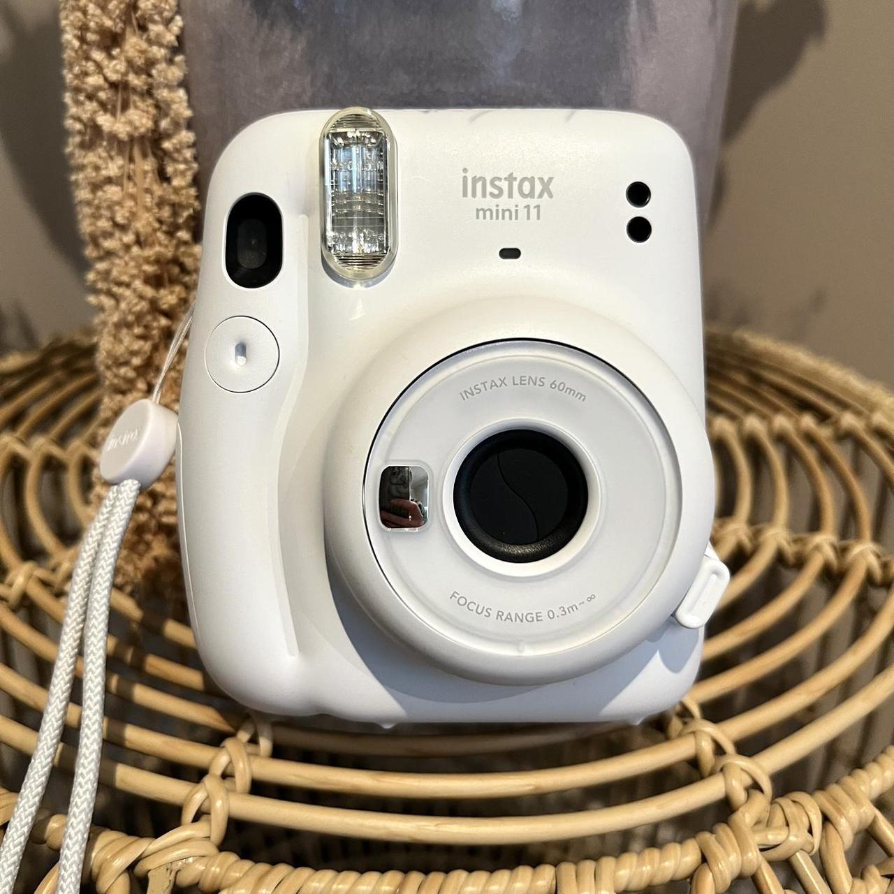polaroid instax 11