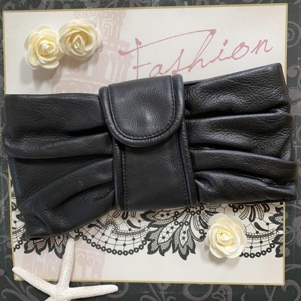 Harveys best sale bow clutch