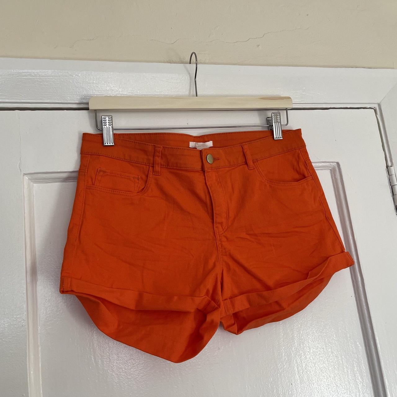 Cute orange summer shorts hot pants Brand is H M Us