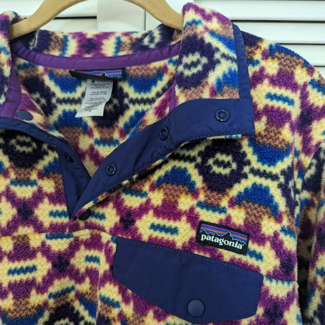 Sold Patagonia synchilla Aberdeen butterfly pullover jacket size large women’s