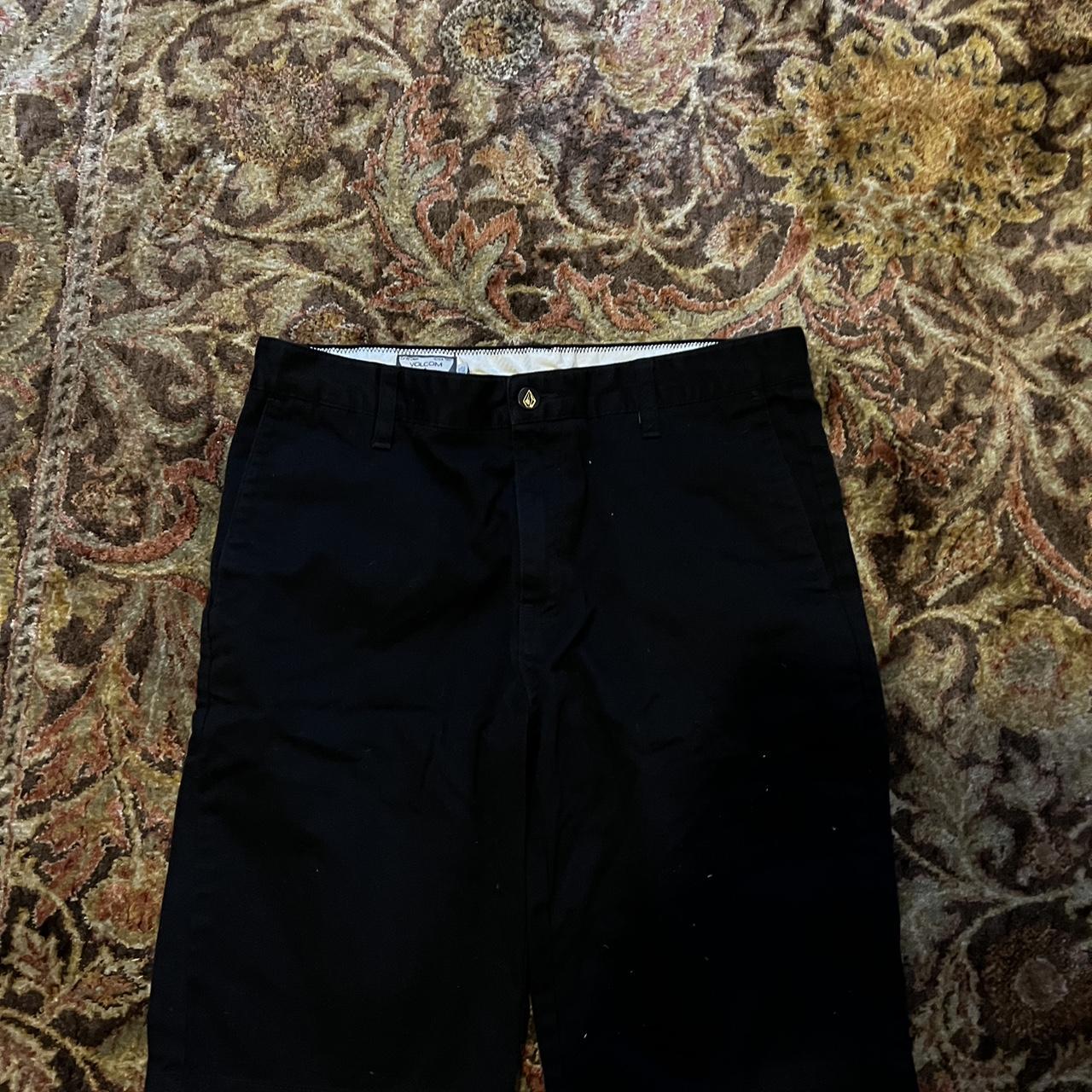 Men’s 32” waist chino shorts Depop