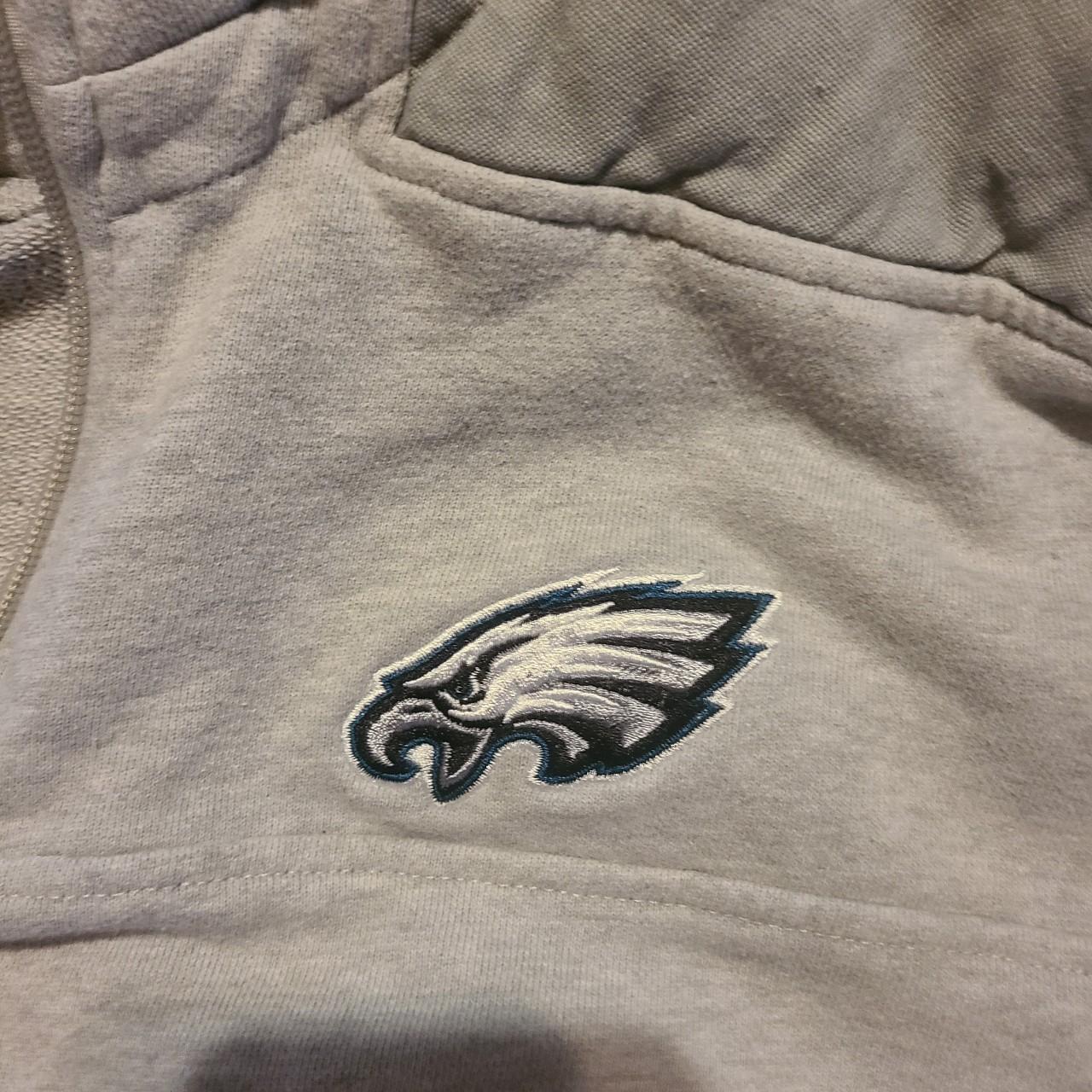 Philadelphia Eagles Vineyard Vines T-Shirt Men's - Depop