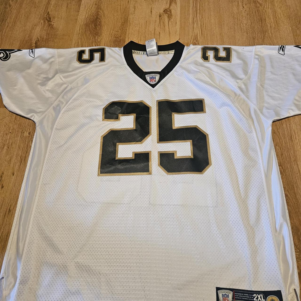 item listed by 717_threads