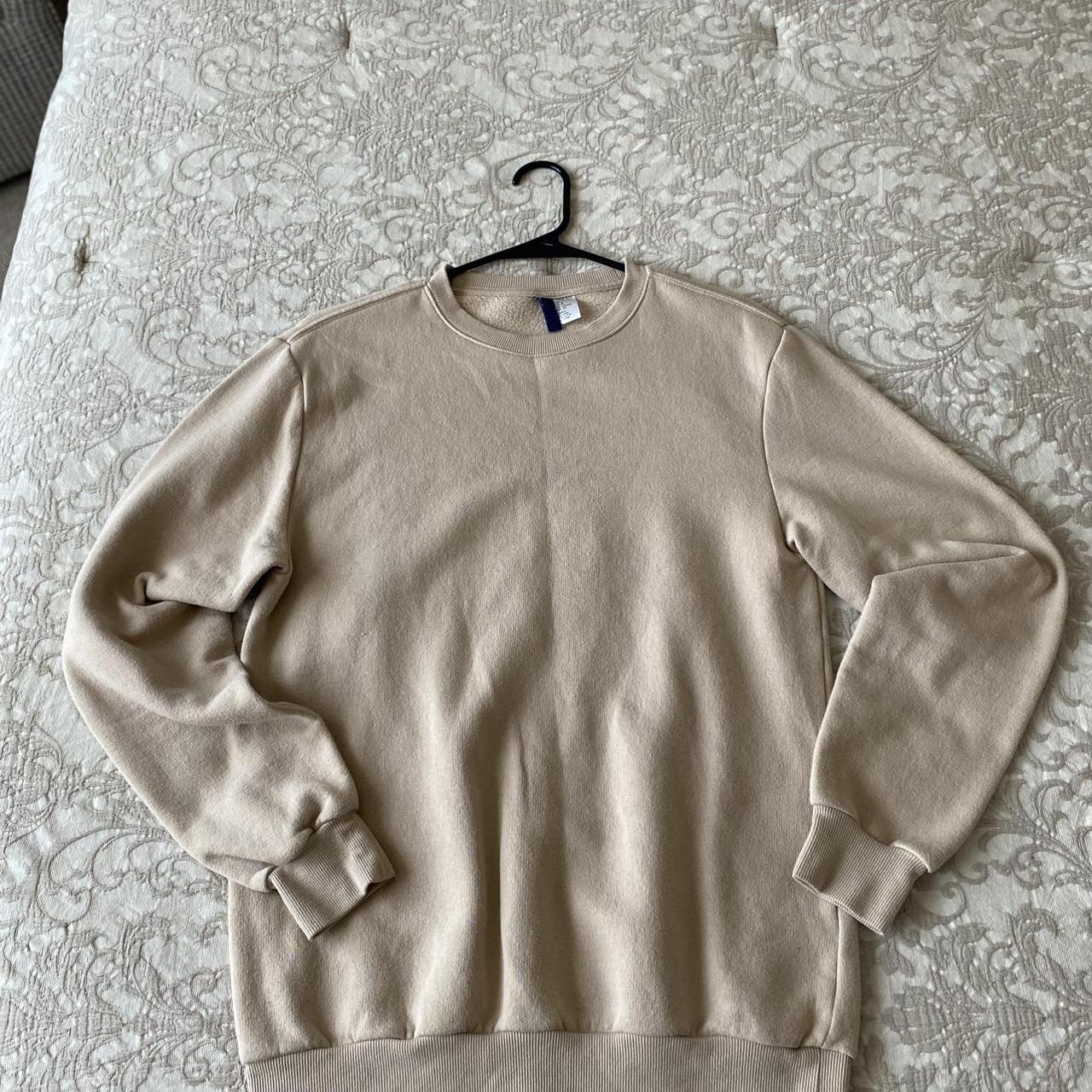 H&M Men's Cream Sweatshirt Depop