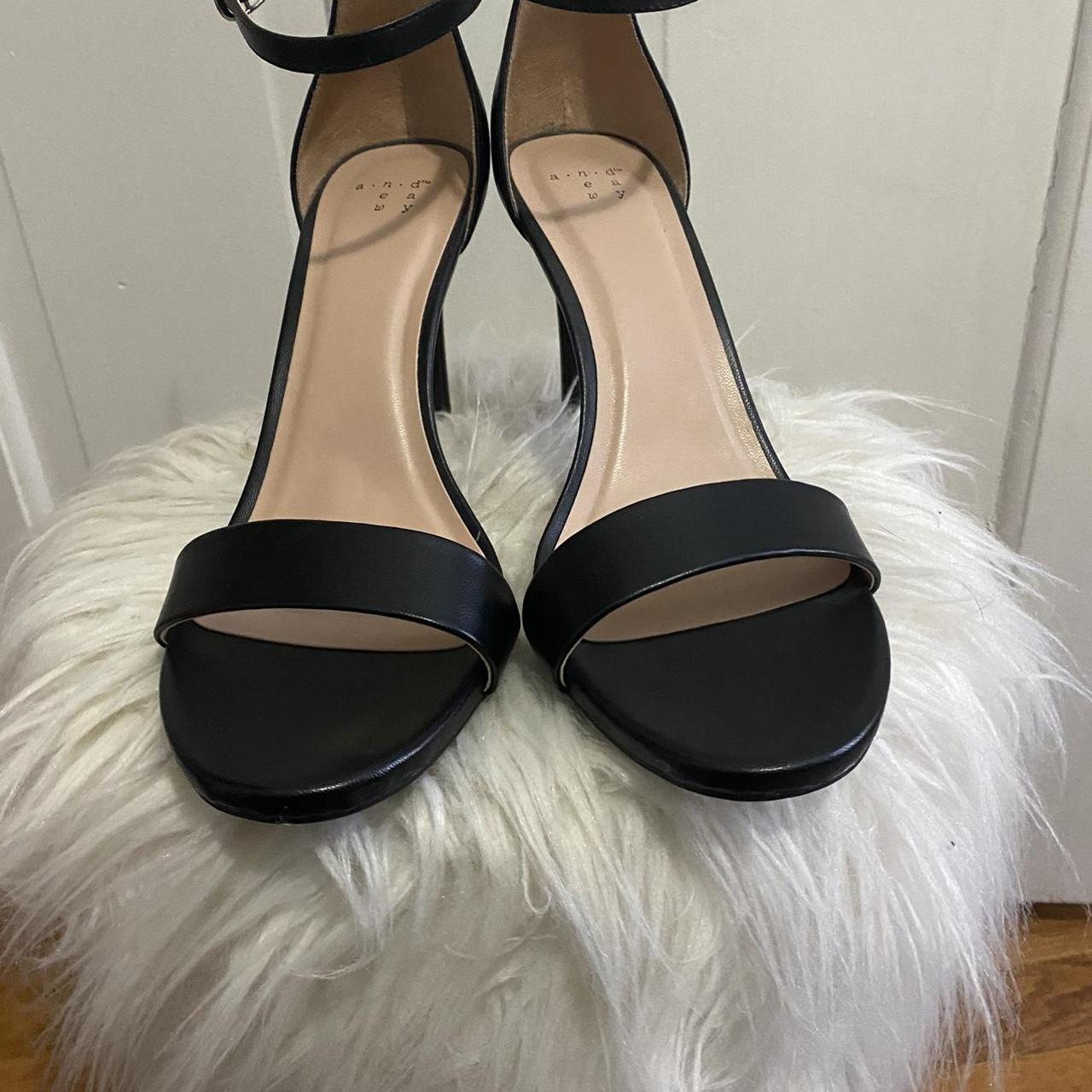 item listed by eelhsascloset