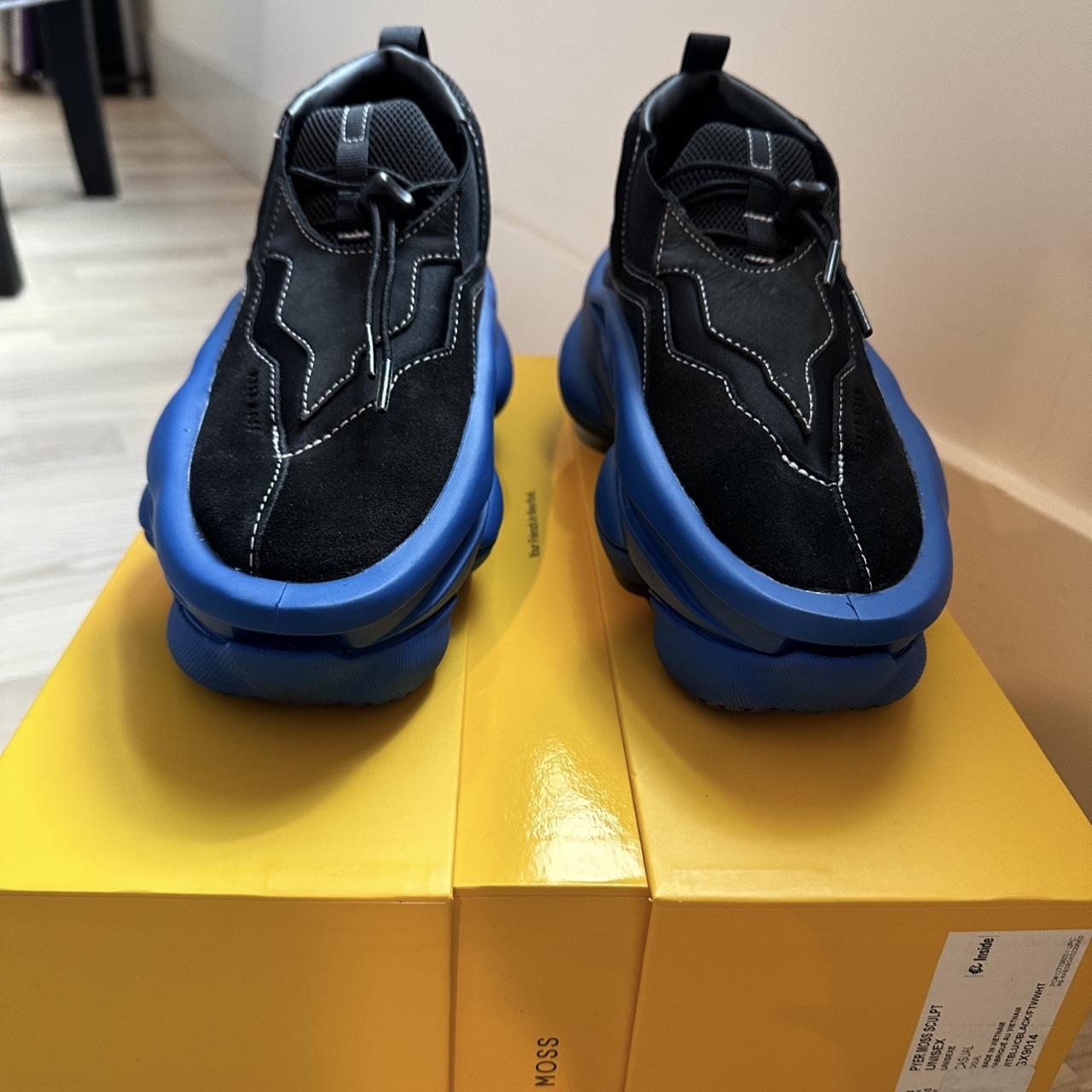 pyer moss sculpt blue