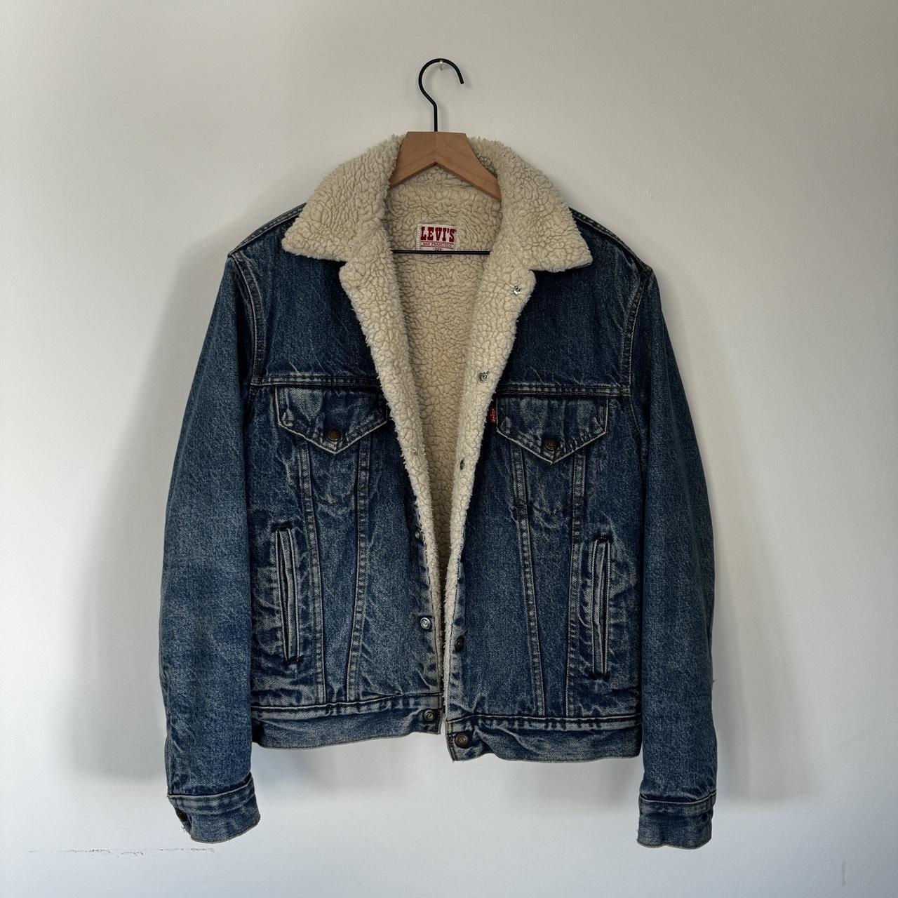 vintage levi’s fur denim jacket - Depop