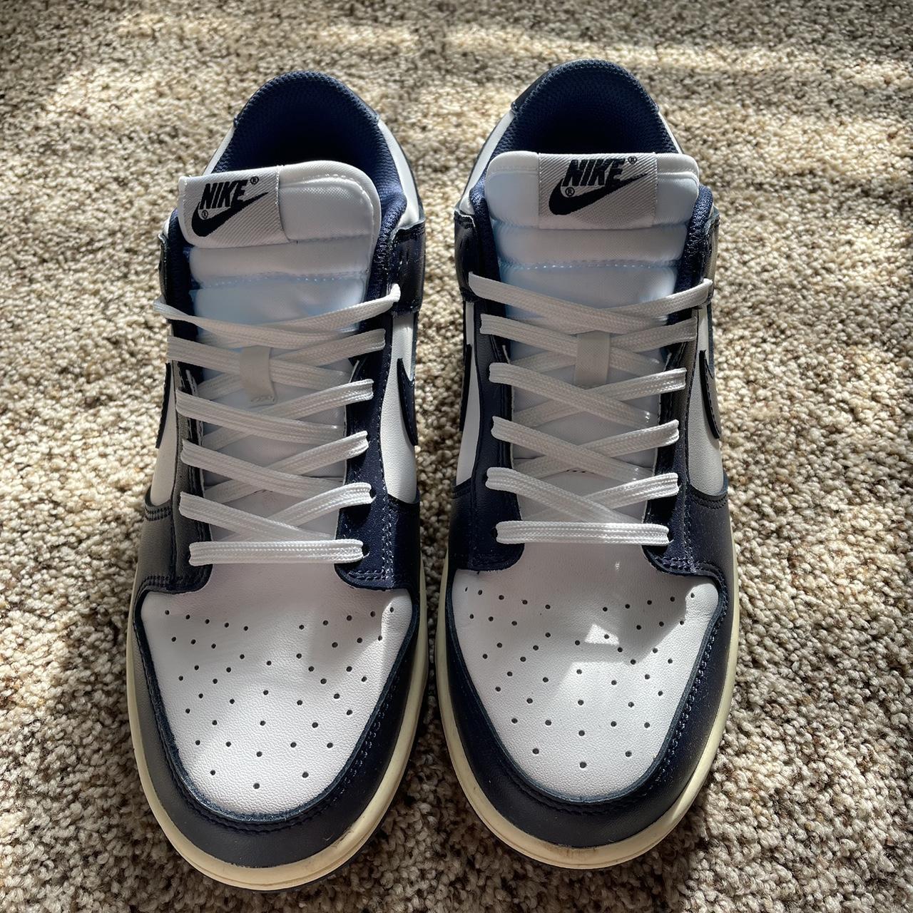 Nike Men's Navy and Cream Trainers | Depop